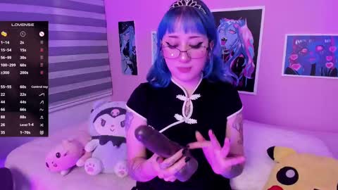 Snapshot of miwaviolet chatting on 03.07.25 Miwa Violet online show from 03.07.25