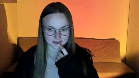 Miya online show from 11.07.25