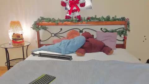 Snapshot of miya_soft chatting on 01.12.26 Miya online show from 01.12.26