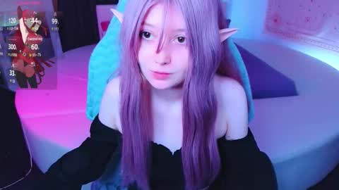 Snapshot of mizukinoyoru chatting on 11.21.25 Mizuki online show from 11.21.25