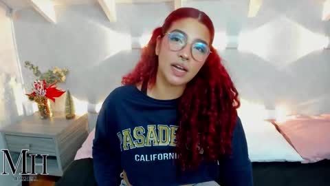 mizzhell_ online show from 12.22.25