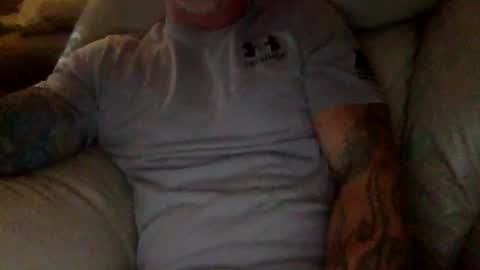 Snapshot of mjg175 chatting on 05.20.26 SexyRed online show from 05.20.26