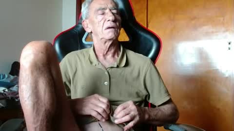 Snapshot of mjmadurengue chatting on 07.12.26 Mario jose online show from 07.12.26