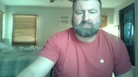 Snapshot of mlangworthy chatting on 04.05.26 MLangworthy online show from 04.05.26