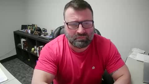 Snapshot of mlangworthy chatting on 04.06.26 MLangworthy online show from 04.06.26