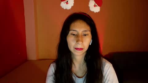 Snapshot of mli739709 chatting on 12.18.24 MoonLipson online show from 12.18.24