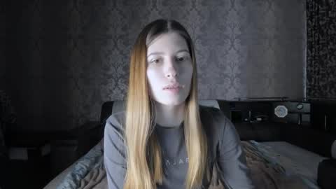 Lili online show from 10.24.25