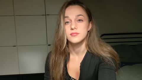 mmminnie online show from 01.06.26