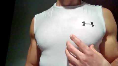 Snapshot of mmuscularman chatting on 01.27.25 mmuscularman online show from 01.27.25