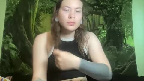 Snapshot of mo0n_goddess chatting on 06.05.26 Misty online show from 06.05.26