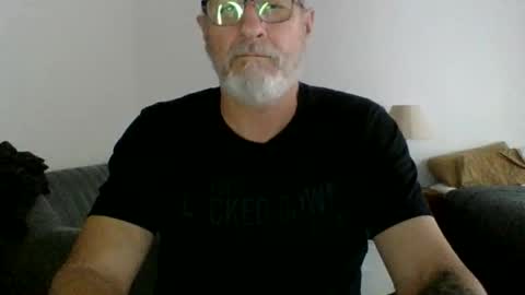 Snapshot of moamale chatting on 03.19.26 moamale online show from 03.19.26