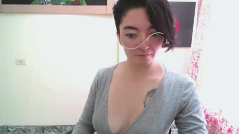 Snapshot of mocca_117 chatting on 06.20.26 Sam online show from 06.20.26