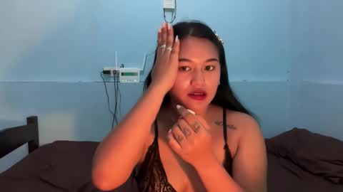 Hot mochagirl online show from 10.08.25