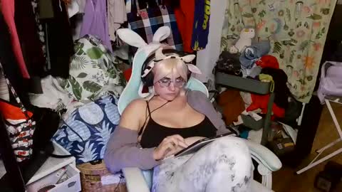 Snapshot of mochi_rainbow chatting on 01.14.25 The Mochi Rainbow Variety Show online show from 01.14.25