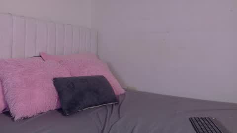 zoe ross online show from 01.07.26