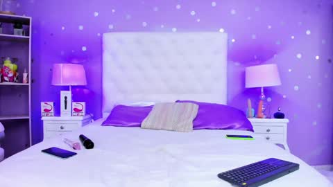 Snapshot of models_sophia chatting on 12.23.24 Sophia online show from 12.23.24
