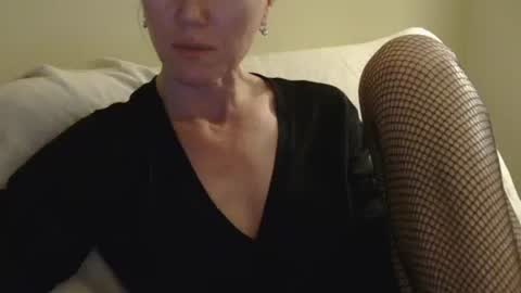 Aurora online show from 12.17.25