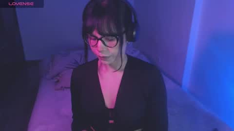 Snapshot of modjo_ chatting on 05.18.26 Modjo online show from 05.18.26