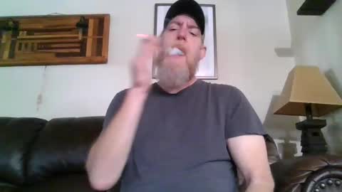 moeblick online show from 01.04.25