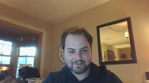 Snapshot of moeschoolnyc chatting on 11.29.25 moeschoolnyc online show from 11.29.25