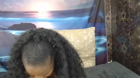 Snapshot of moghelslay chatting on 05.15.26 moghelslay online show from 05.15.26