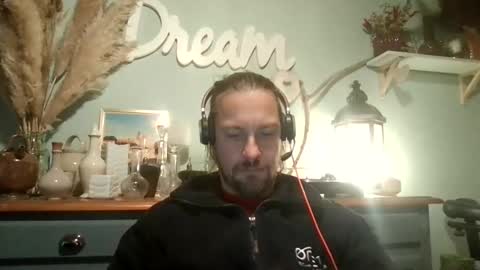 Julien online show from 01.12.26