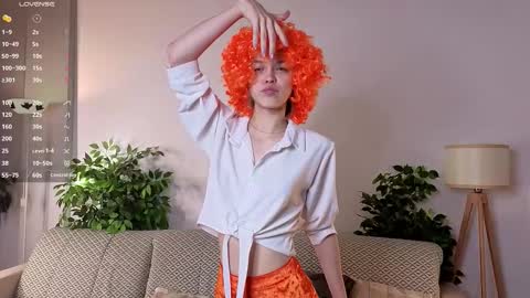 Laura online show from 11.28.25