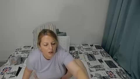 erika online show from 11.09.25