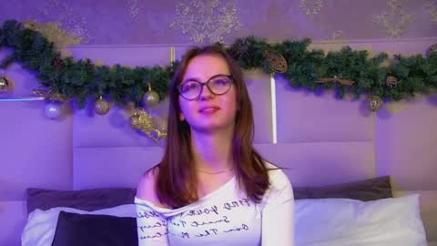 molilevran online show from 12.14.25