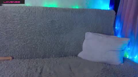 Snapshot of molly1sex chatting on 11.21.25 Molly1sex online show from 11.21.25