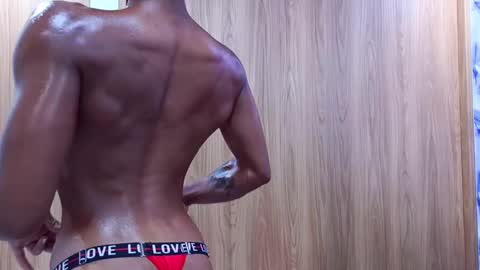 Molly online show from 10.03.25