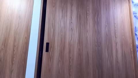 Molly online show from 10.22.25