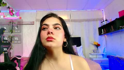 Molly Bick online show from 04.08.26