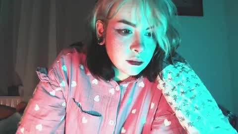 Molly Crow online show from 12.29.24