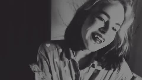 Molly Crow online show from 01.21.25