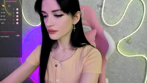 Molly - online show from 04.21.26