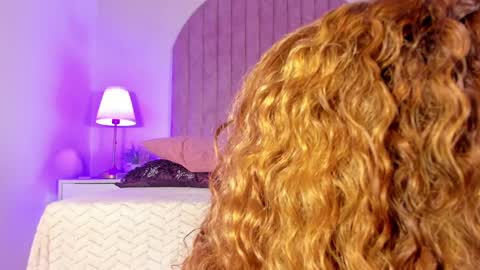 Snapshot of molly_jackson chatting on 12.23.24 Molly Jackson online show from 12.23.24