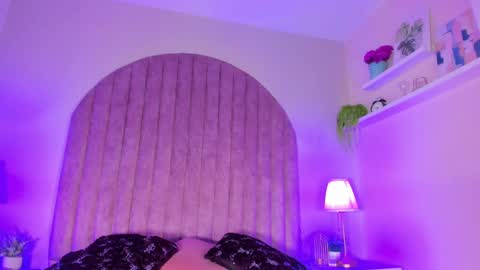 Snapshot of molly_jackson chatting on 03.11.25 Molly Jackson online show from 03.11.25