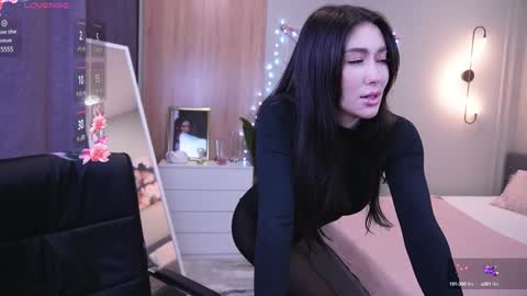 Molly online show from 01.18.25