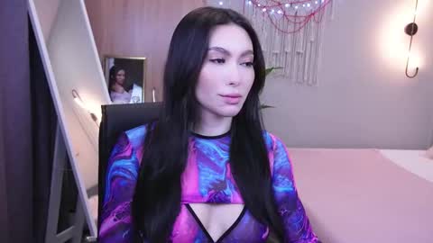 Molly online show from 02.24.25