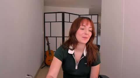 Snapshot of molly_marmalade_ chatting on 05.06.26 MOLLY online show from 05.06.26