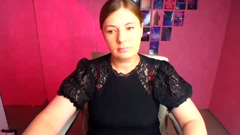 Snapshot of molly_mis chatting on 06.29.26 Molly online show from 06.29.26