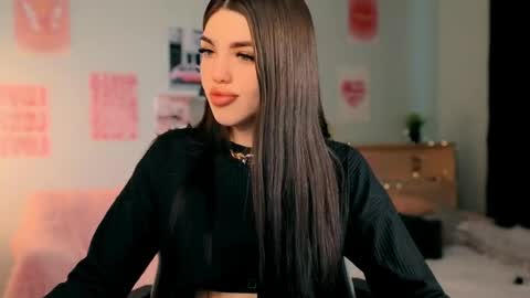 Molly online show from 04.10.26