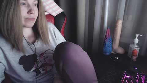 I have new photos come and see with love Molly online show from 02.03.25