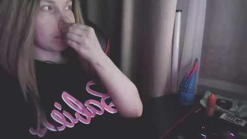 I have new photos come and see with love Molly online show from 12.14.25