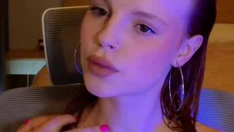 Molly online show from 04.08.26