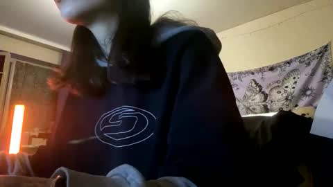 Snapshot of mollyex191919 chatting on 10.24.25 mollyEXD online show from 10.24.25