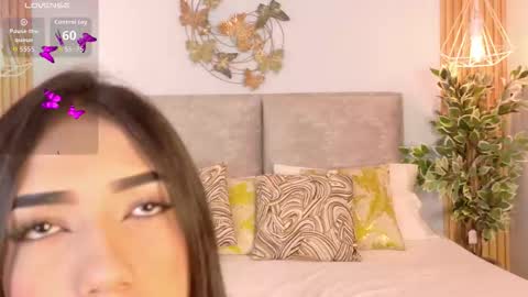 Snapshot of mollyferrer chatting on 11.23.25 mollyferrer online show from 11.23.25