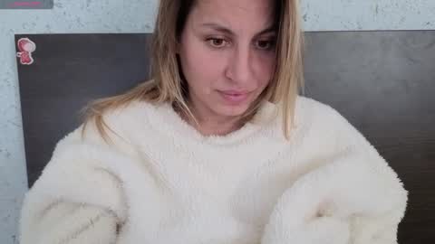 Nica    follow me   online show from 11.18.25