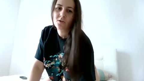 Molly online show from 03.31.26